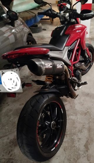 Ducati hipermotard 821