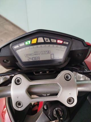 Ducati hipermotard 821