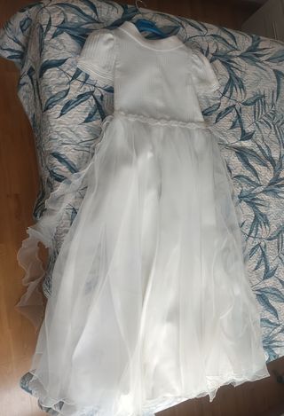 VESTIDO COMUNIÓN 125€ IMPOLUTO Y NUEVO