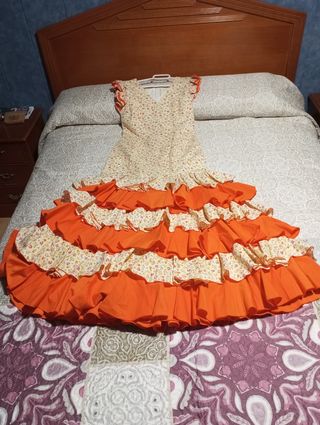 Traje sevillana