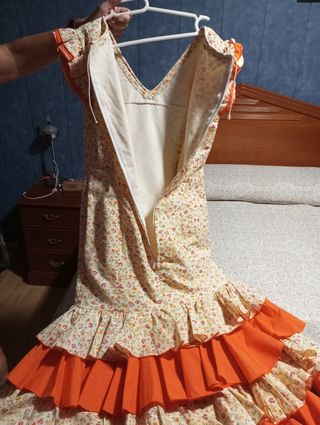 Traje sevillana