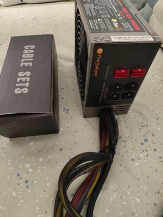 Thermaltake TR2 RX 750W atx 12 2.3
