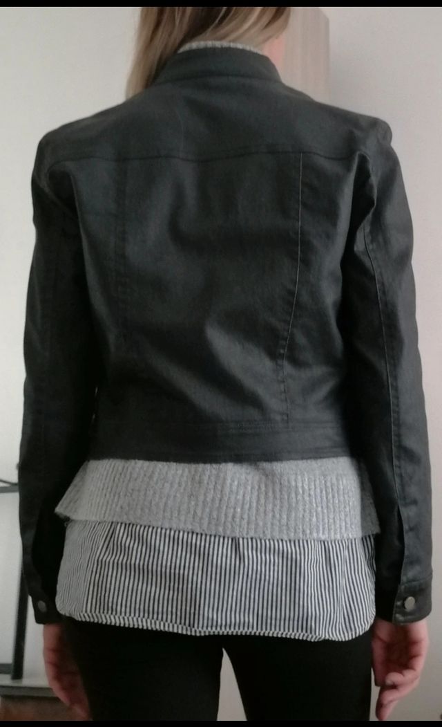 Gubbino nero jeansato