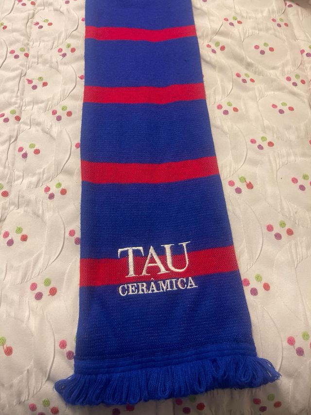 BUFANDA TAU BASKONIA ANTIGUA