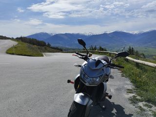 Kawasaki Z750 2007 gris.