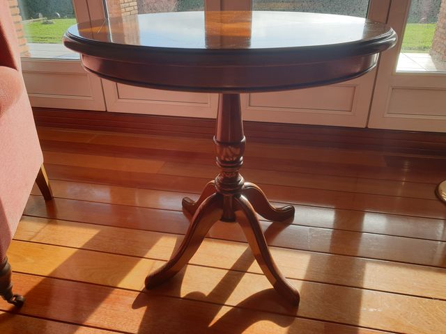 MESA VELADOR ANTIGUA MADERA ROBLE - COMO NUEVA