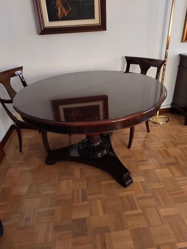 Mesa de madera de roble 