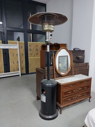 Estufa exterior estilo seta