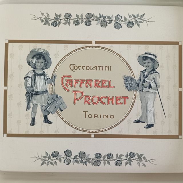 Vassoi pubblicità Cioccolato Caffarel(8 euro uno)