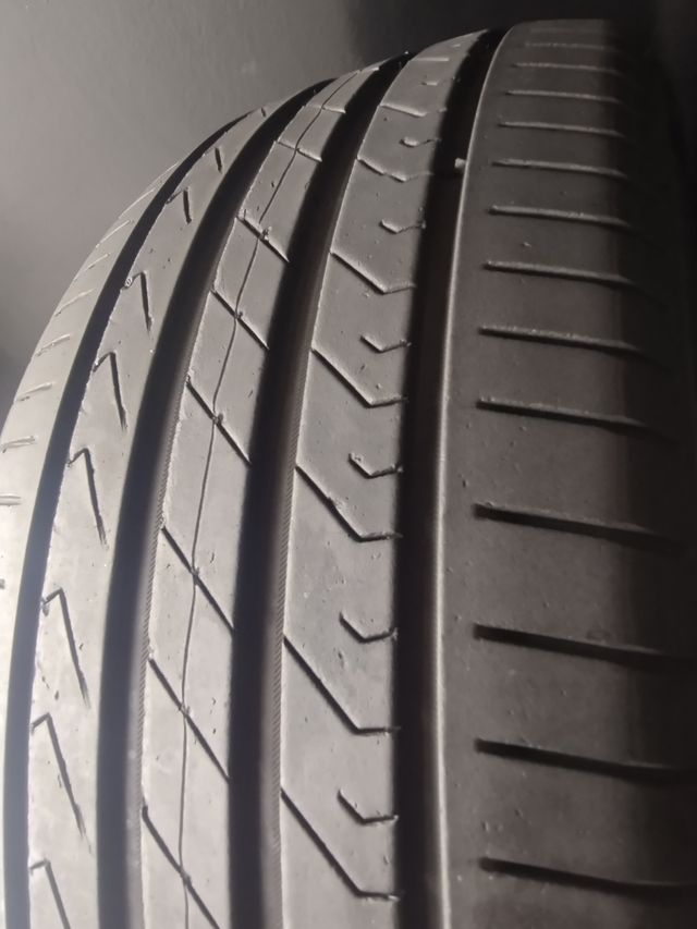 Neumáticos Sentury 235/45 ZR18 98W