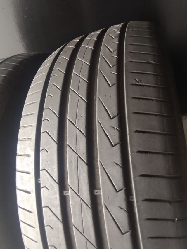 Neumáticos Sentury 235/45 ZR18 98W