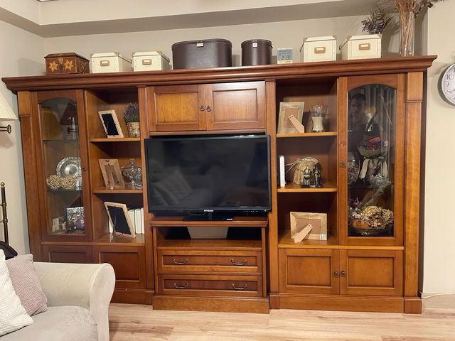 Libreria de cerero. URGE VENTA.