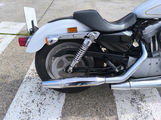 Harley Davidson sportster 883