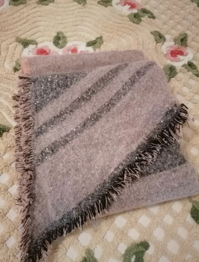 Sciarpa con paillettes