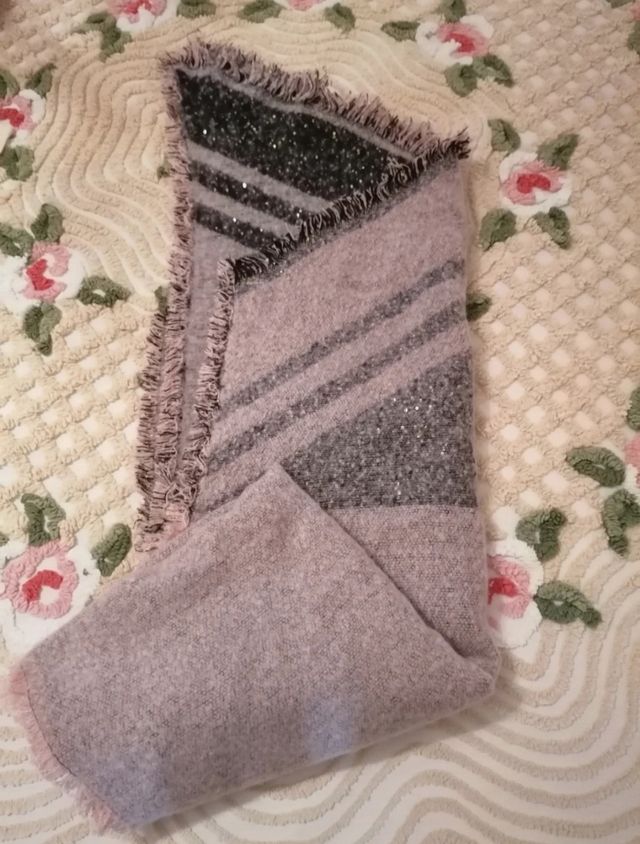 Sciarpa con paillettes