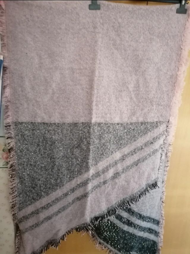 Sciarpa con paillettes