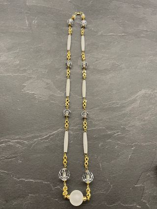 Collana lunga bigiotteria vintage oro e bianco