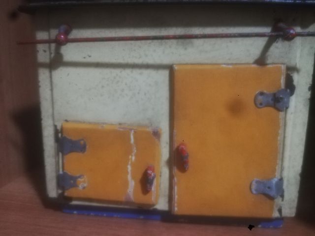 Cocinita de juguete antigua