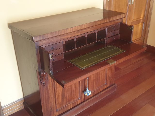 BURO ESCRITORIO VICTORIANO COMODA PLEGABLE CAOBA