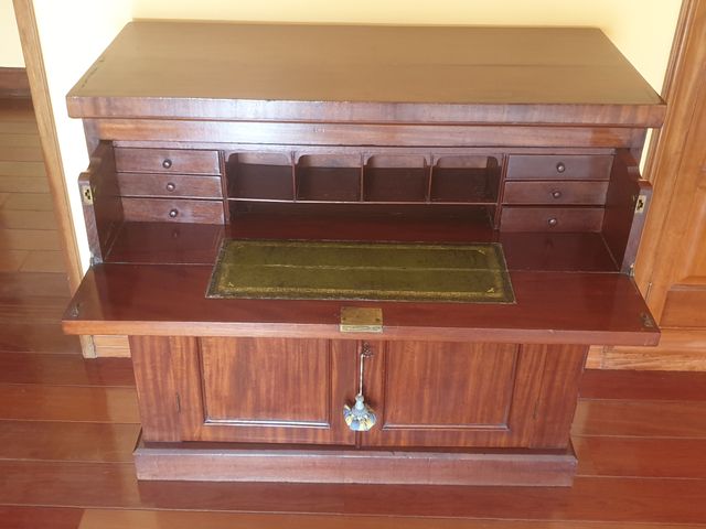 BURO ESCRITORIO VICTORIANO COMODA PLEGABLE CAOBA