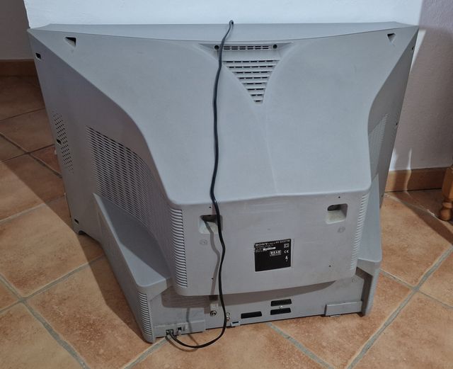 Televisor TV Sony Triniton KV-32CS70E 32" 