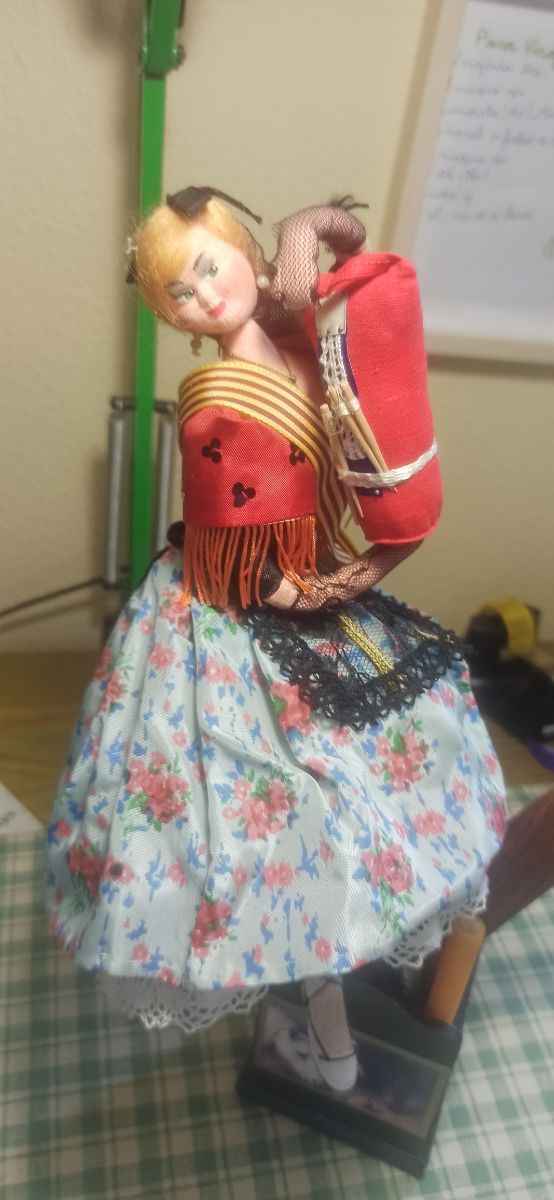 Muñeca bolillera artesanía