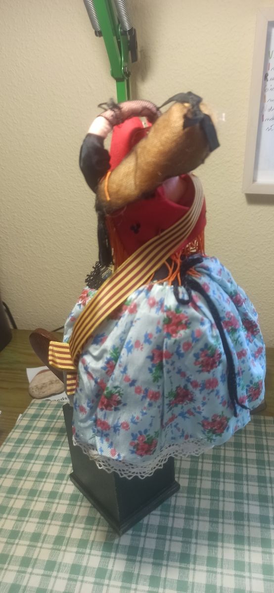 Muñeca bolillera artesanía