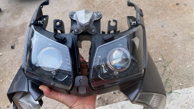 Faro delantero yamaha tmax 530 2014