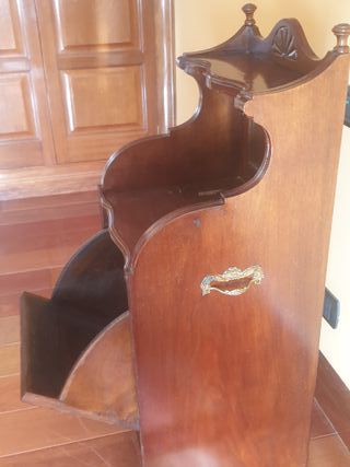 CARBONERA ANTIGUA CAOBA MESITA CON ESPEJO Y RUEDAS