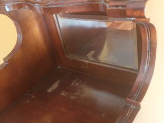 CARBONERA ANTIGUA CAOBA MESITA CON ESPEJO Y RUEDAS