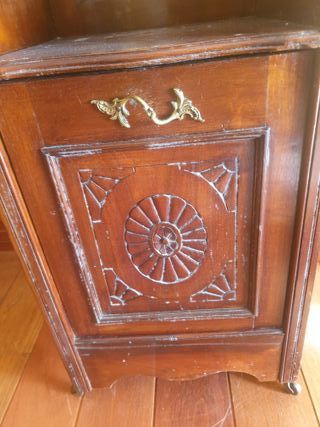 CARBONERA ANTIGUA CAOBA MESITA CON ESPEJO Y RUEDAS