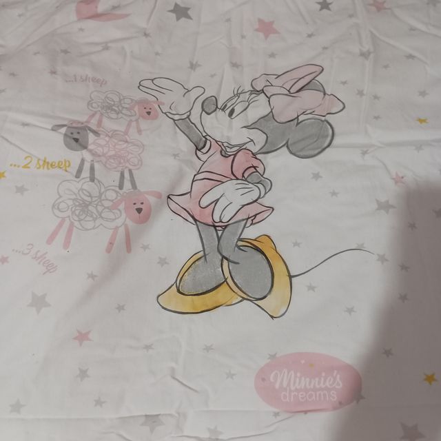 Funda y coscorrón era Minnie mousse