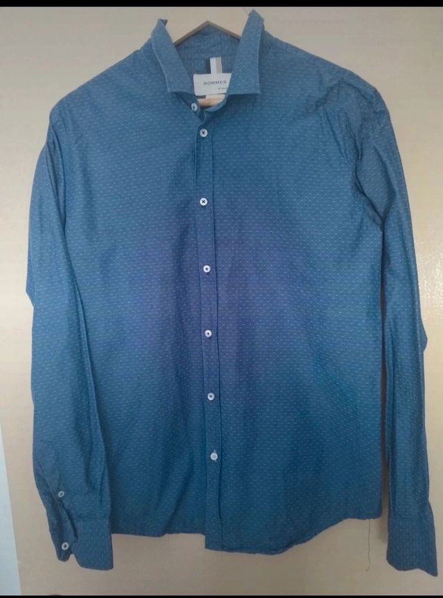 camisa estampada con microlunares talla L