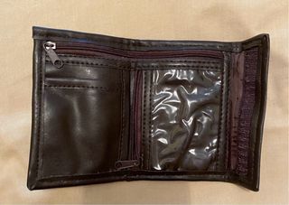 Cartera y funda de gafas