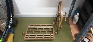 Máquina de coser Sigma con pedal.