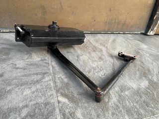 Muelle puerta color negro