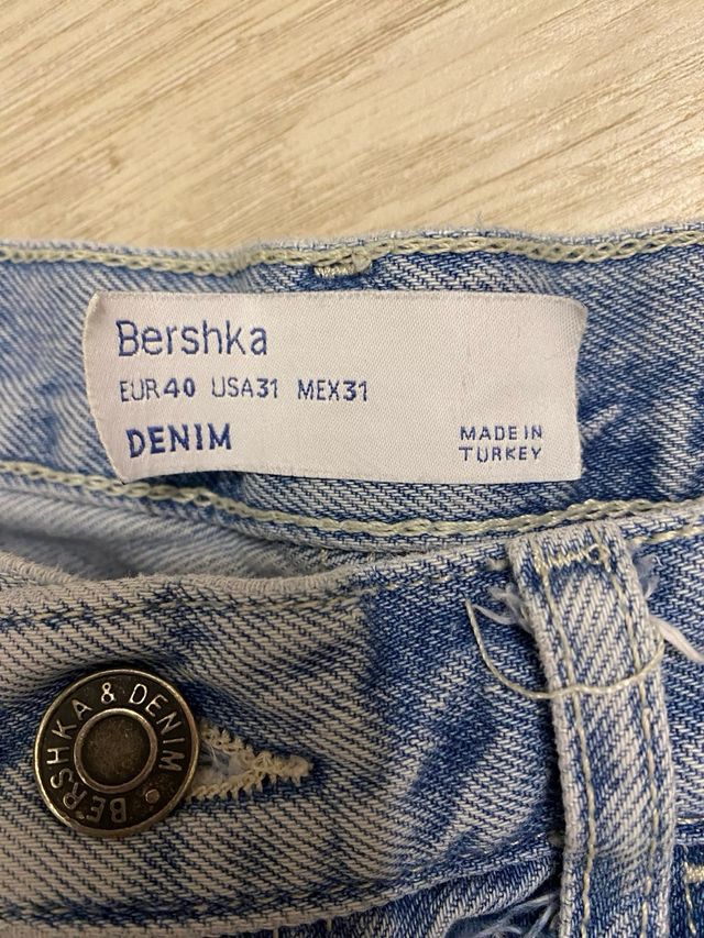 Bermuda jeans
