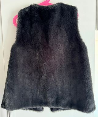 Chaleco pelo niña Zara