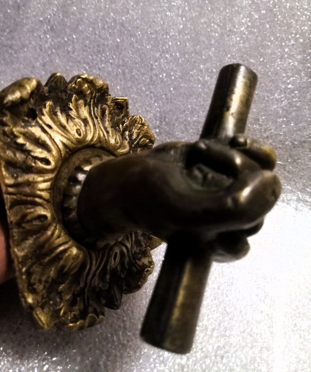 ◼ Maniglia della porta