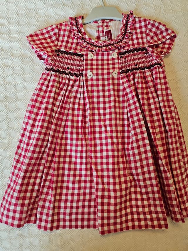 Vestidos de niña 2/3 años.