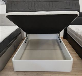 Canapés abatibles , colchones y camas.