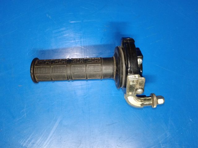 Puño de gas rápido 