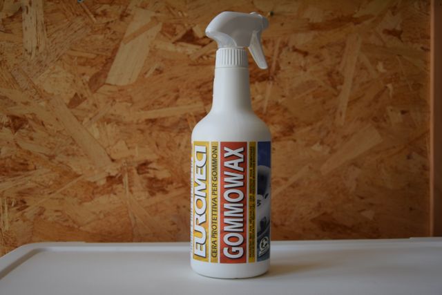 Limpiadores para neumáticas, semirrígidas y fibra