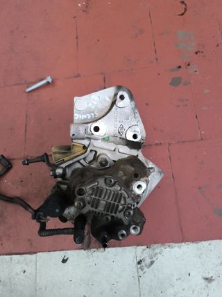 Bomba inyectora 0445010075 Renault