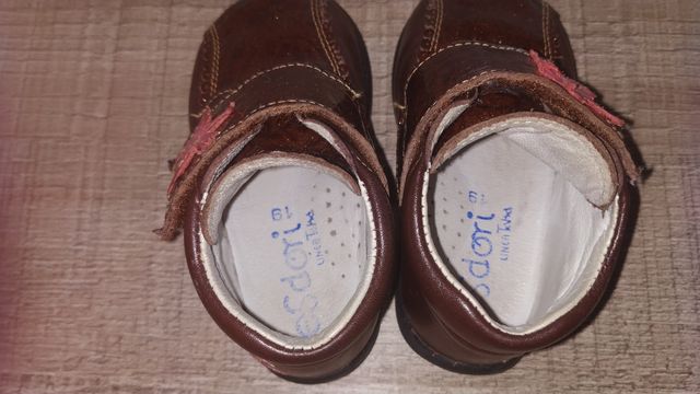 Botas de piel N:19 En perfecto estado