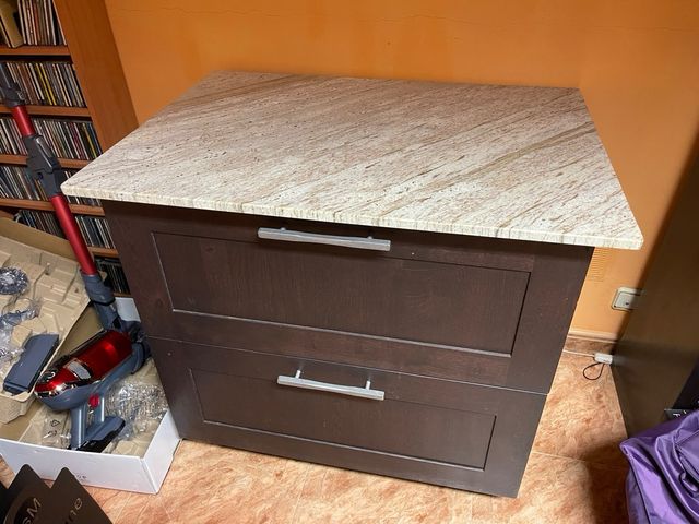 Isola da cucina o simile, è urgente vendere a causa di un trasloco