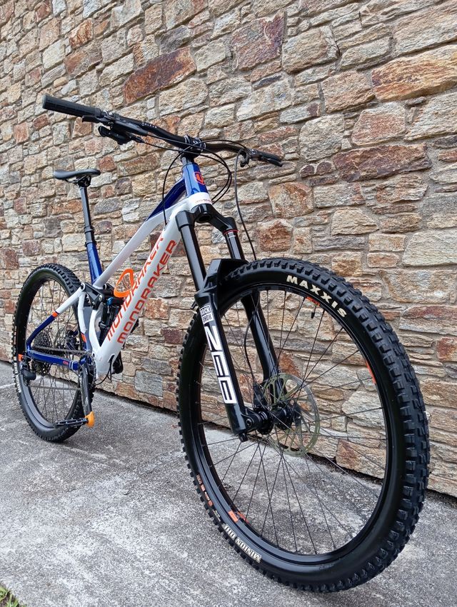 Mondraker superfoxy