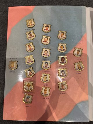 Pins Caricatures FCBarcelona + Les copes del Barça
