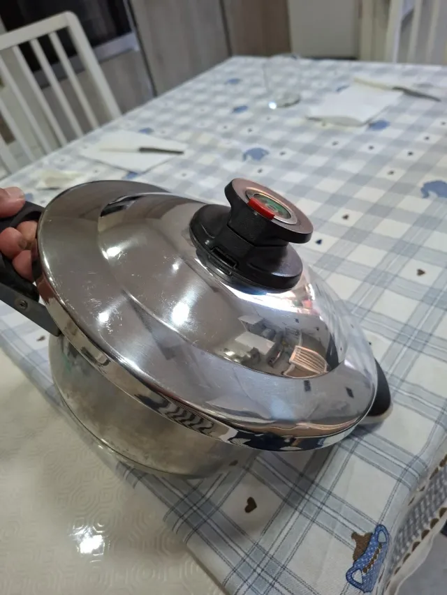 Coperchio a pressione AMC Secuquick diametro 20