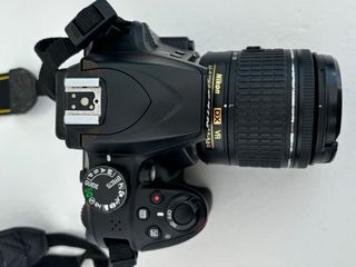 Pack cámara fotos Nikon, objetivo 50mm, flash